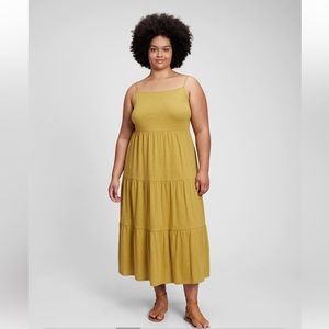 GAP Green Halter Tiered Maxi Dress Size M